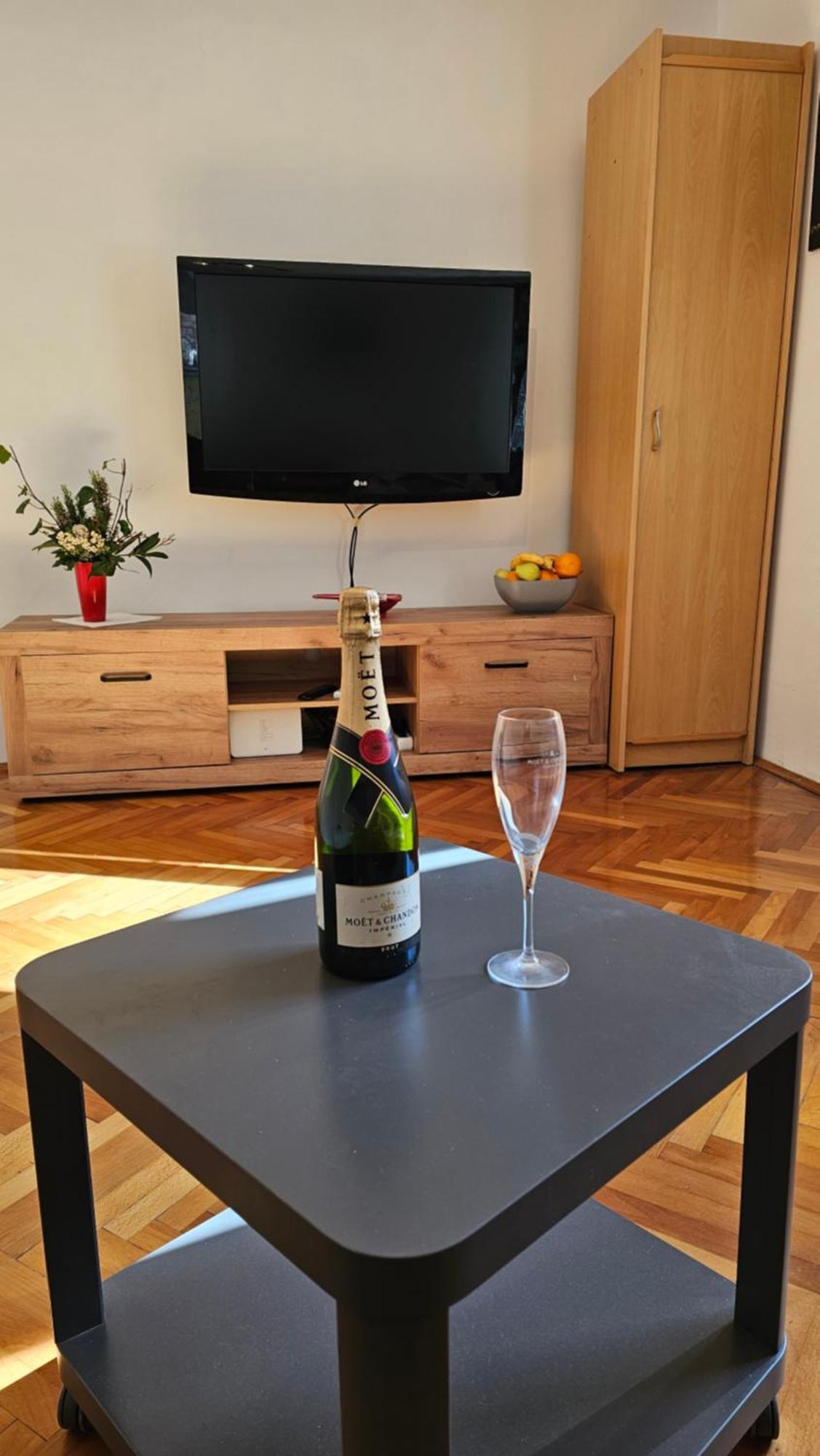 Apartment 22 Omiš Εξωτερικό φωτογραφία